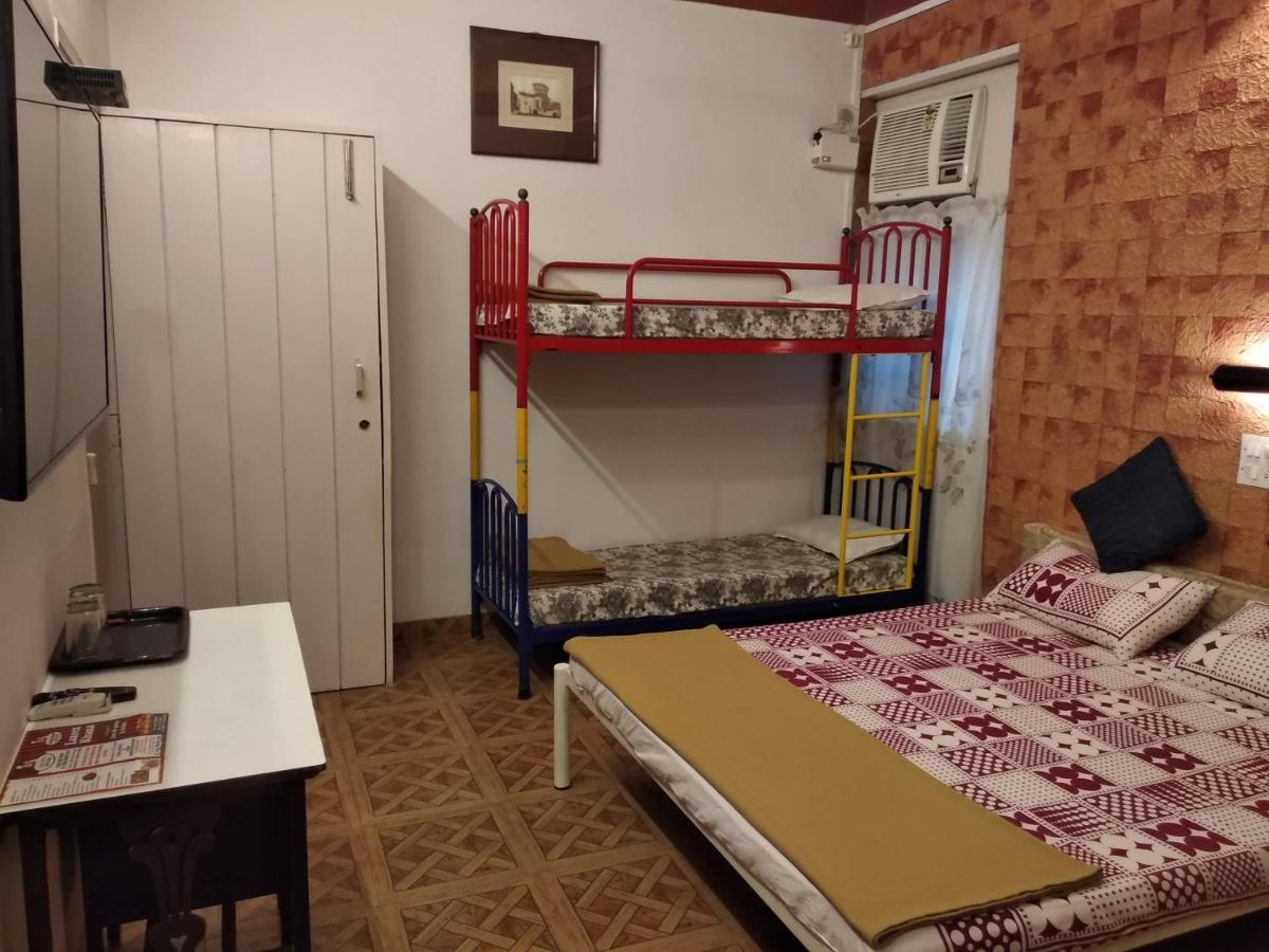 Bis-Lin Home Stay パナジ エクステリア 写真